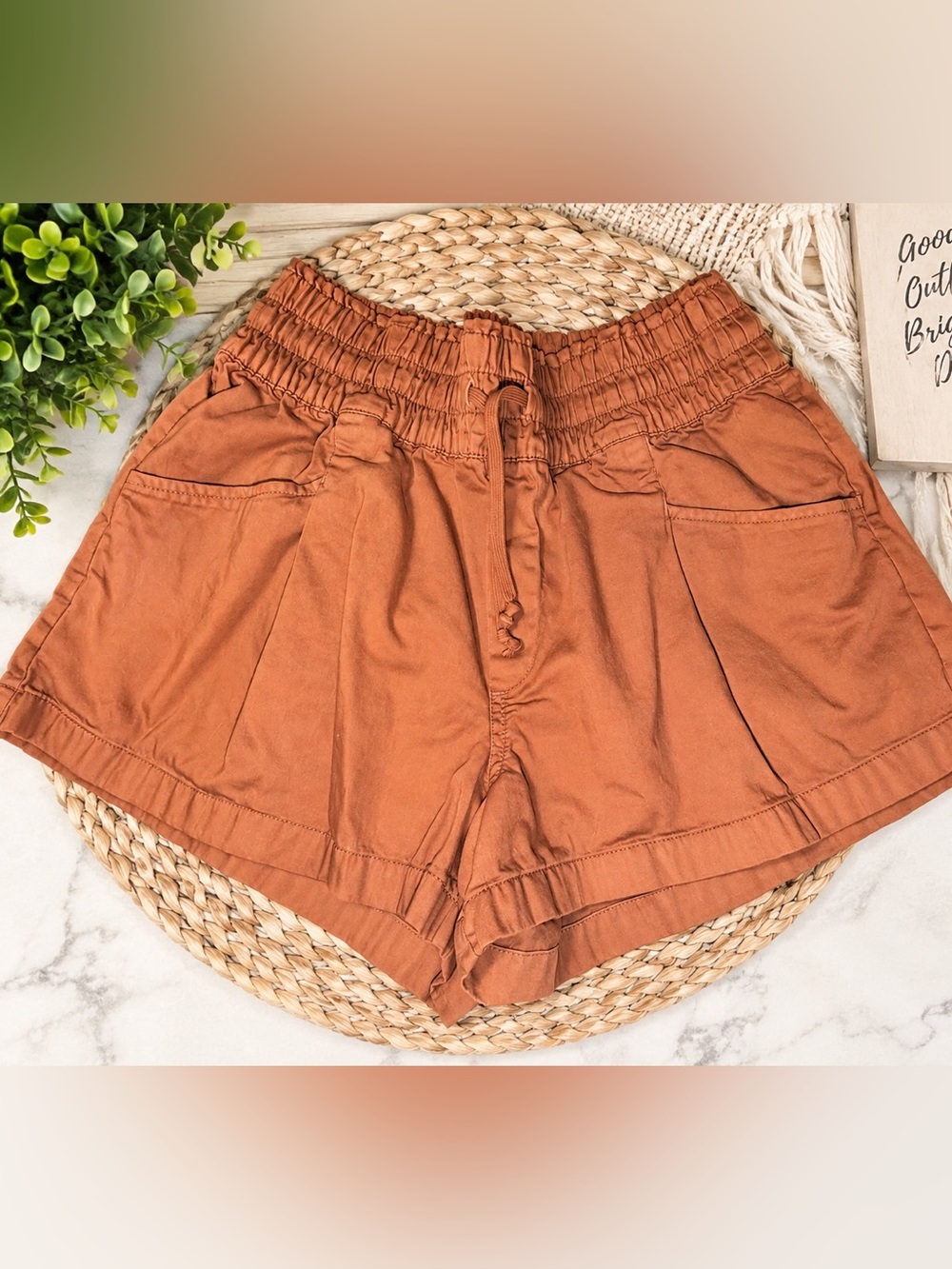 Aerie Rust Orange Pull-On Cuffed Shorts Size Medium | Drawstring Elastic Waist